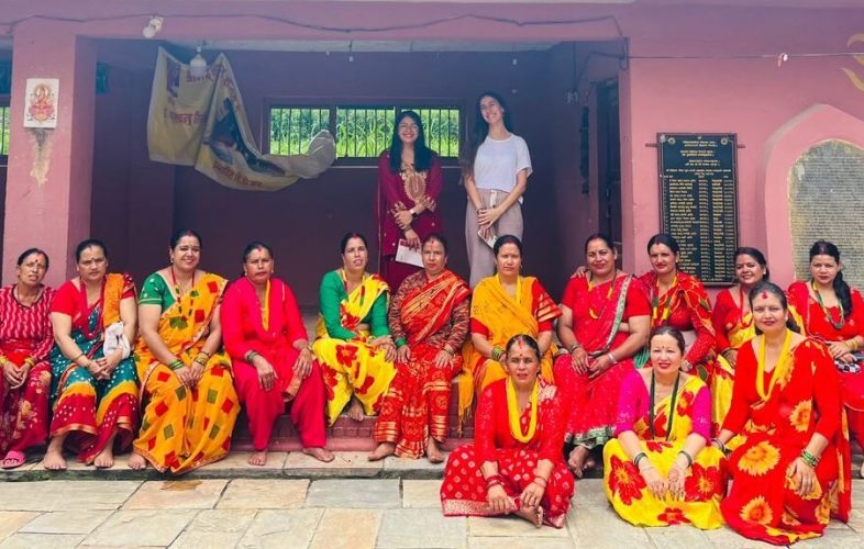 nepali women (1) nepali women